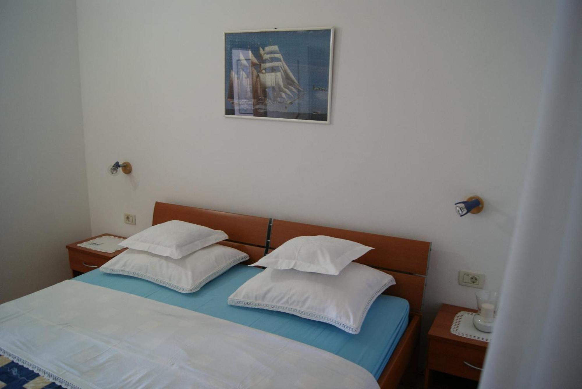 Apartments By The Sea Zavala, Hvar - 553 Jelsa  Pokój zdjęcie